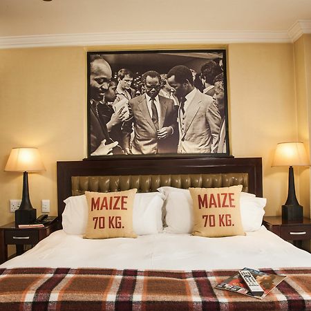The Soweto Hotel & Conference Centre מראה חיצוני תמונה